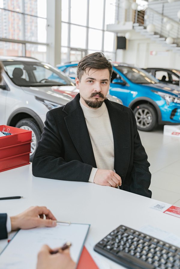 Avis auto : guide pour choisir le véhicule idéal et éviter les erreurs